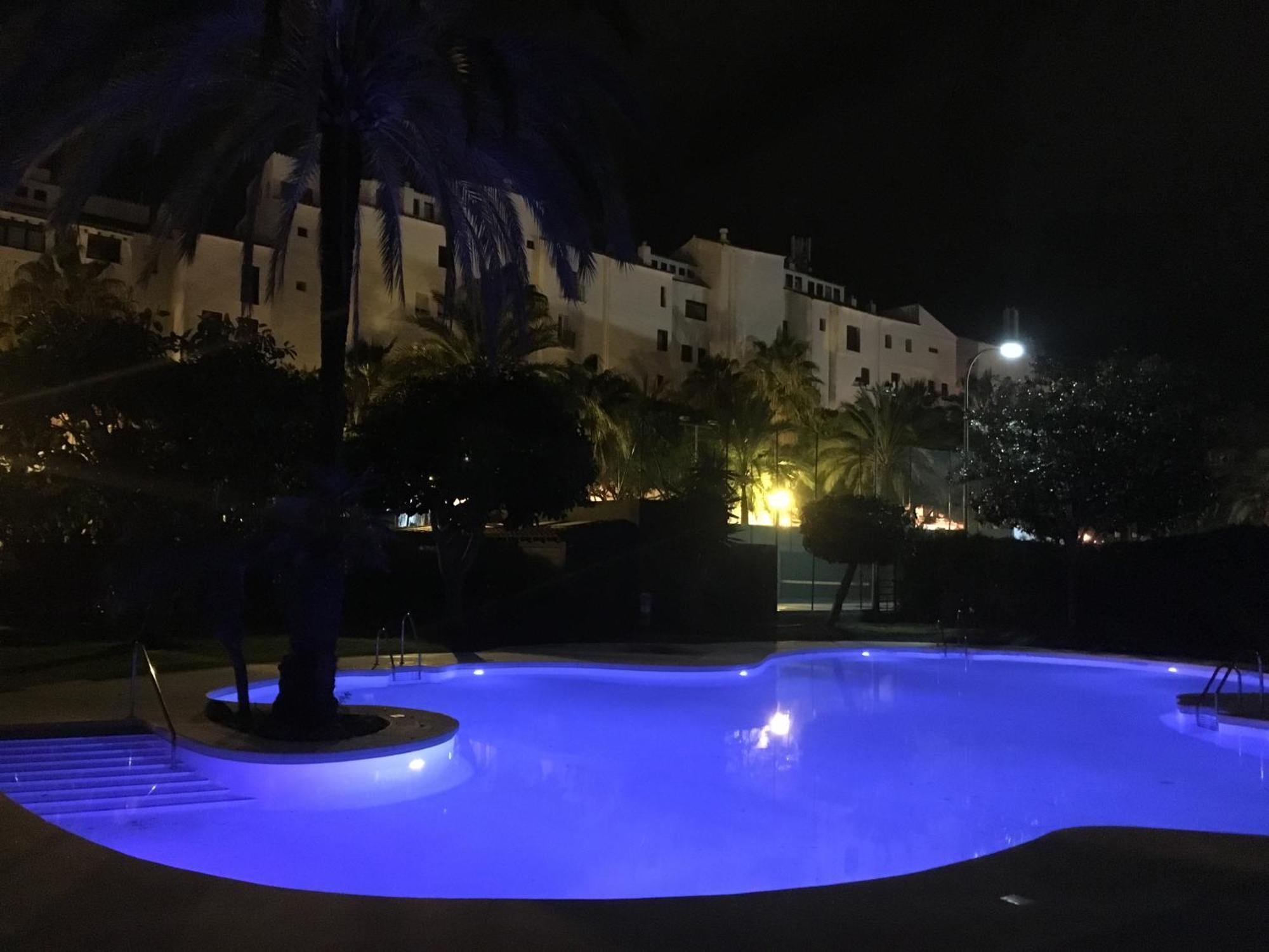 Apartament Jardines Del Puerto Marbella Zewnętrze zdjęcie