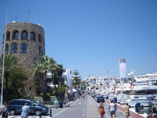 Apartament Jardines Del Puerto Marbella Zewnętrze zdjęcie