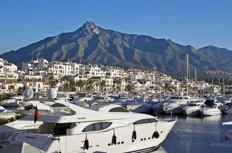 Apartament Jardines Del Puerto Marbella Zewnętrze zdjęcie